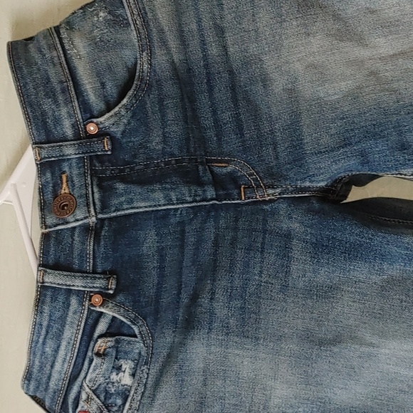 🐸Maurices distressed jeans size 4 - Picture 2 of 5